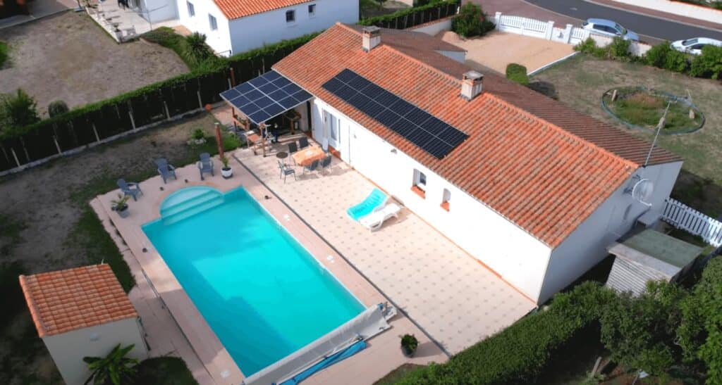 Foyer panneaux solaires